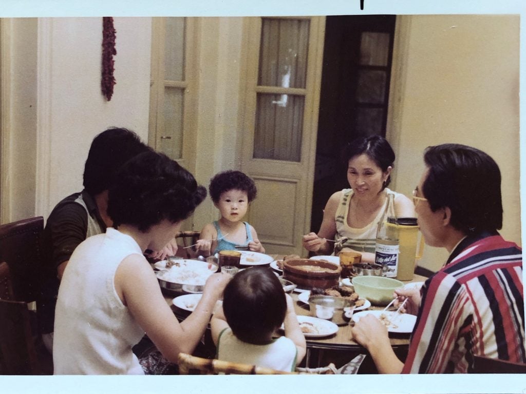 photograph, family dinner