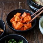 chopsticks picking up kkakdugi