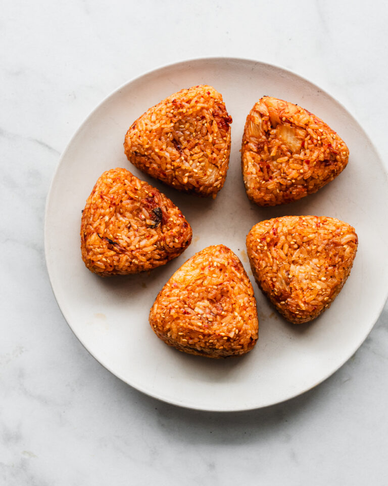 Korean Triangle Rice Balls (Samgak JumeokBap) with Kimchi | The ...